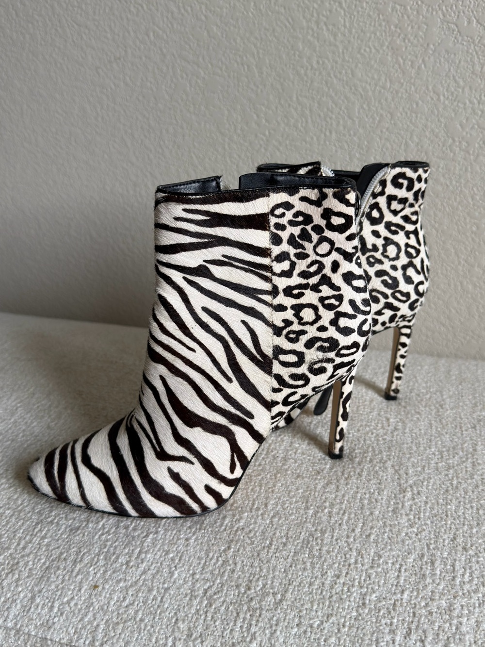 Guess Women's Black & White Animal Print Stiletto Ankle Boots 6-6.5